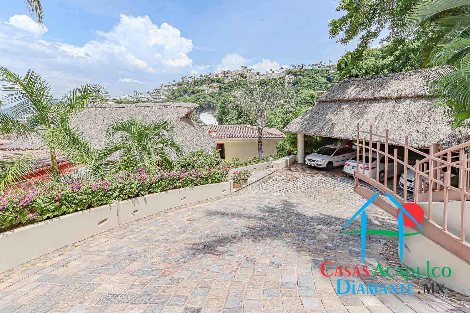 Villa Portofino - Acceso antes de Otis 1